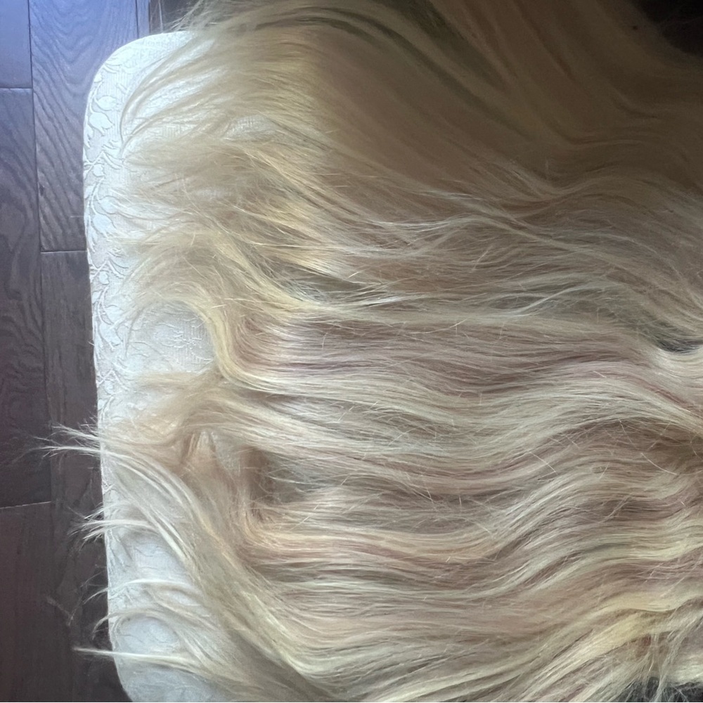Blonde halo extensions
